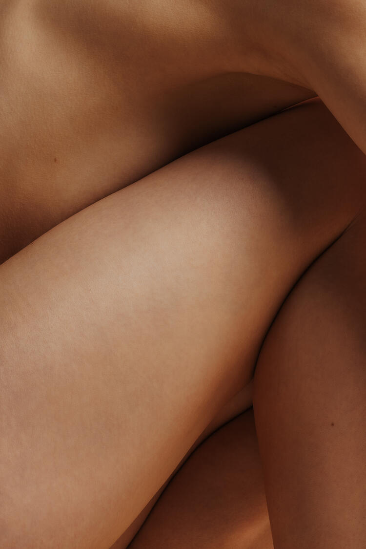ACLINIC Oostkamp - dijlift - liposculptuur - liposuctie billen - liposuctie dijen